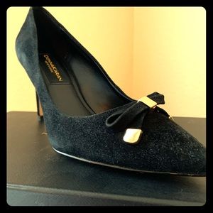 Donna Karan heels, black suede